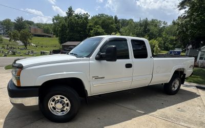 2003 Chevy Silverado 2500HD LS Extended Cab Long Bed LB7 Duramax diesel – 4WD – $29,900